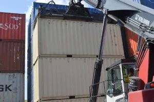 Home 6 alt="Containerul Maritim 20DV (6m lungime) 3"