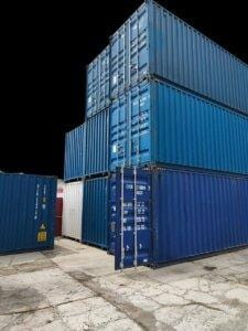 alt="Depozitare containere 1"