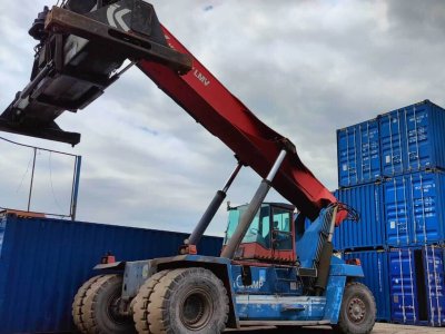 alt="transport maritim 1"